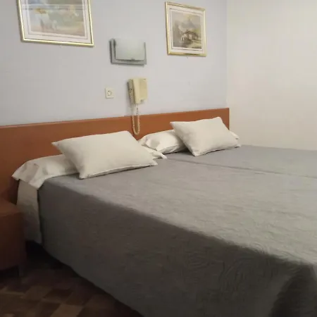 Guest house Hostal Cuzco Salamanca