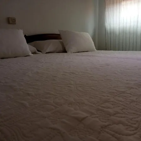 Hostal Cuzco Salamanca Guest house 3*
