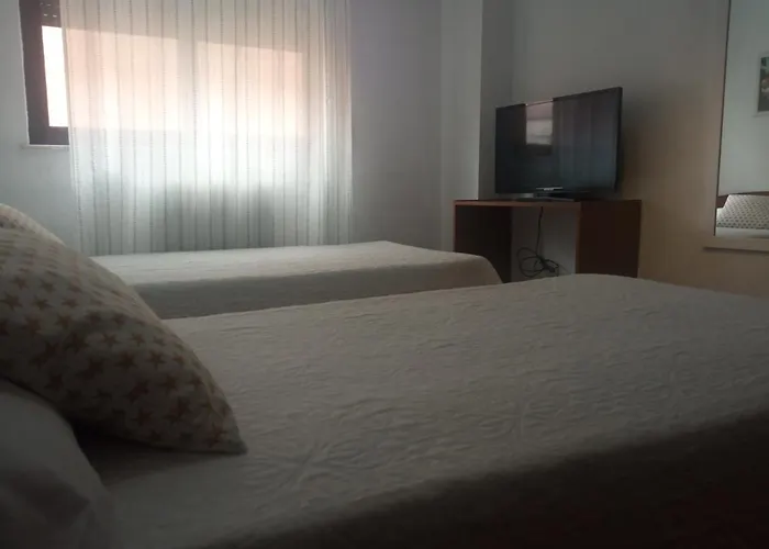 旅馆 库斯科旅馆 *